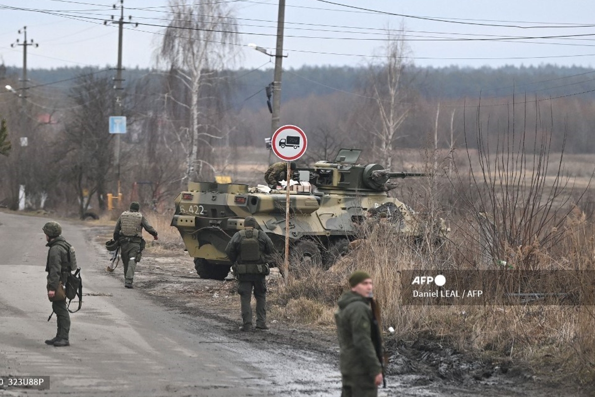 El Presidente de Ucrania reportó combates en Chernóbil.