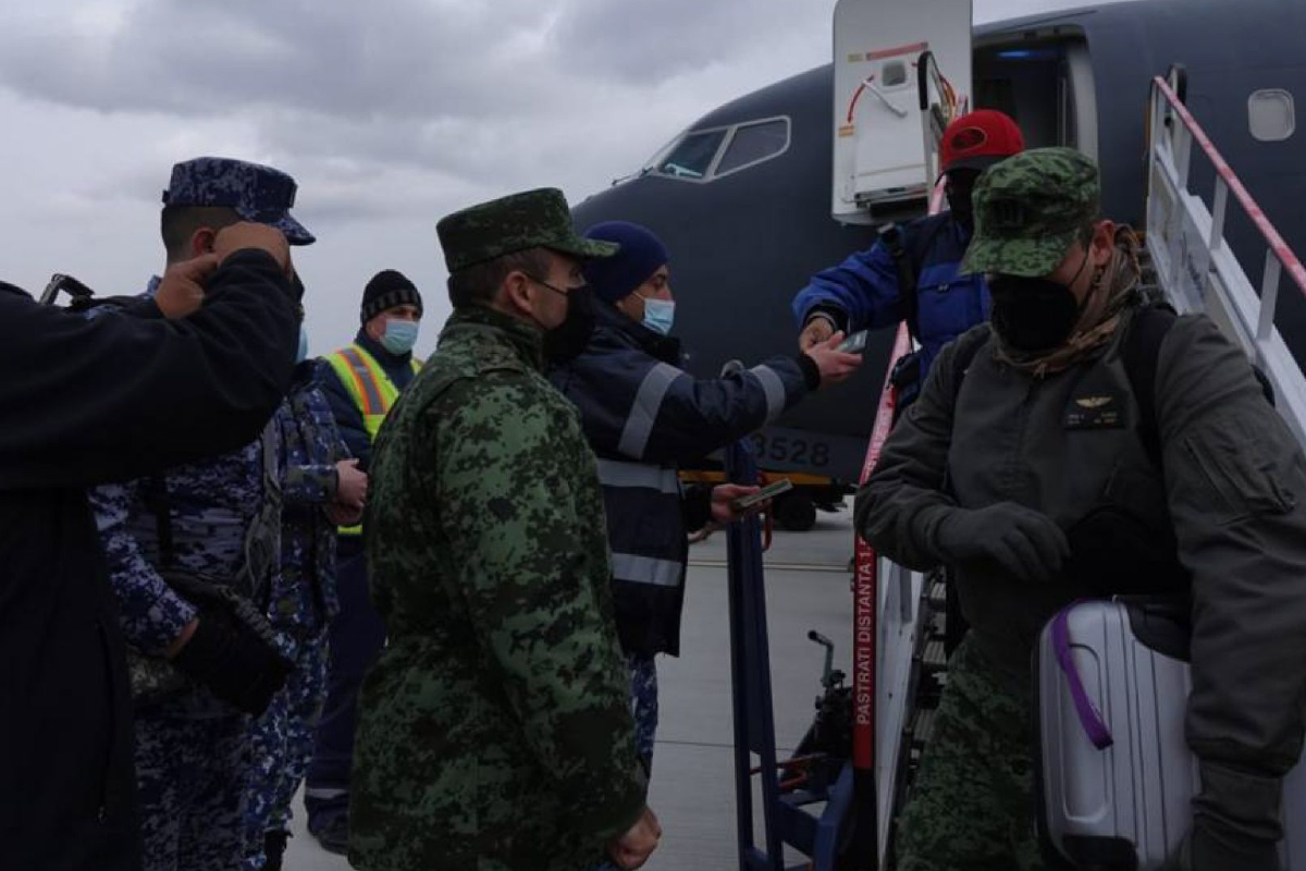 AMLO informó que hoy parte un segundo avión de la FAM a Rumania con ayuda humanitaria y por mexicanos que huyen de Ucrania.