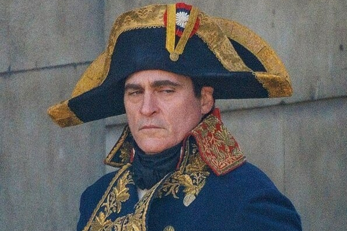 Foto: Twitter| Así lucirá Joaquin Phoenix como Napoléon en el rodaje de  Ridley Scott