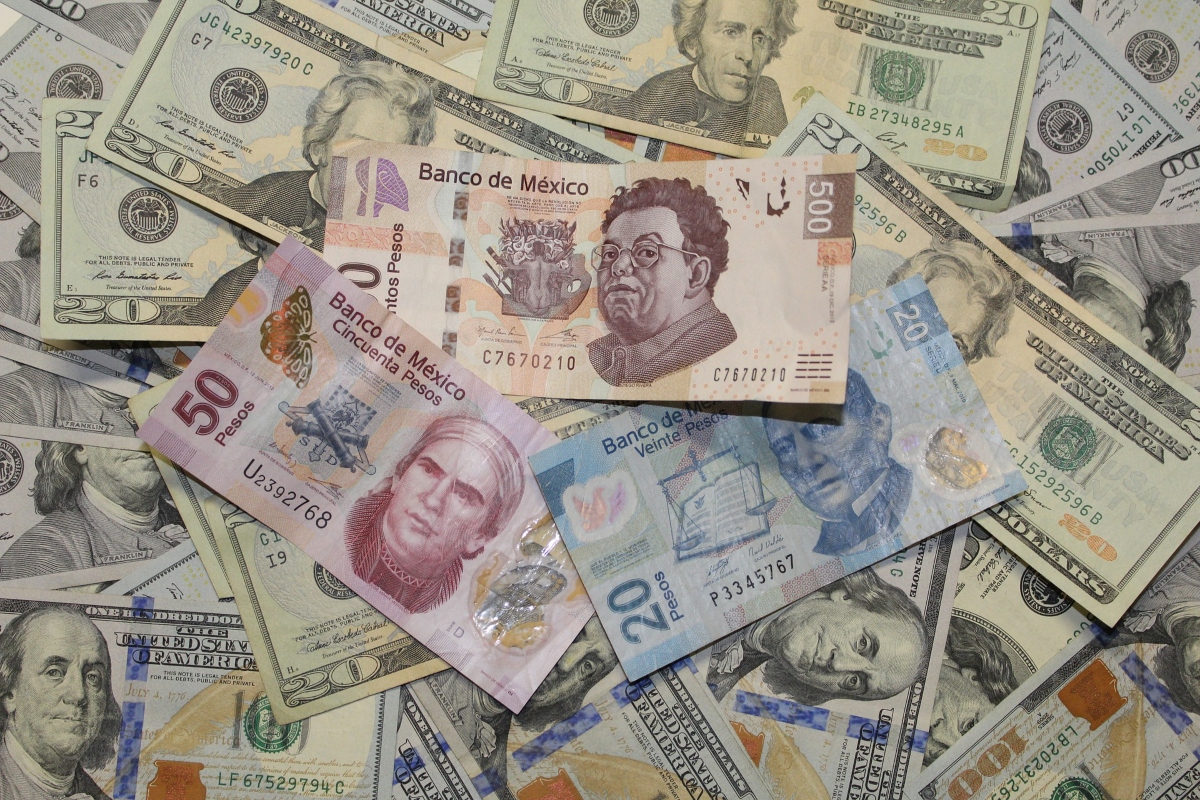 El Banco de México reportó que el peso tuvo una depreciación ante el dólar.