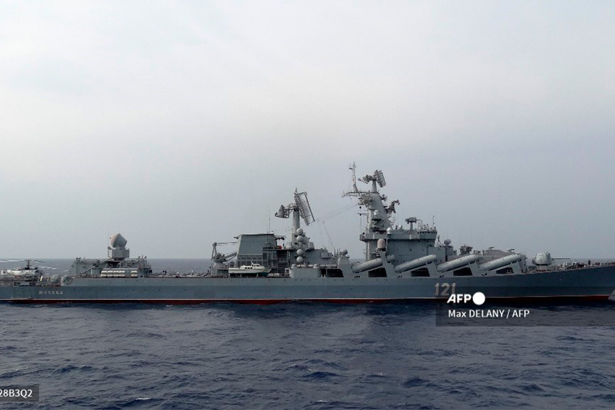 En guerra contra Ucrania, Rusia sufre hundimiento de buque insignia Moskva