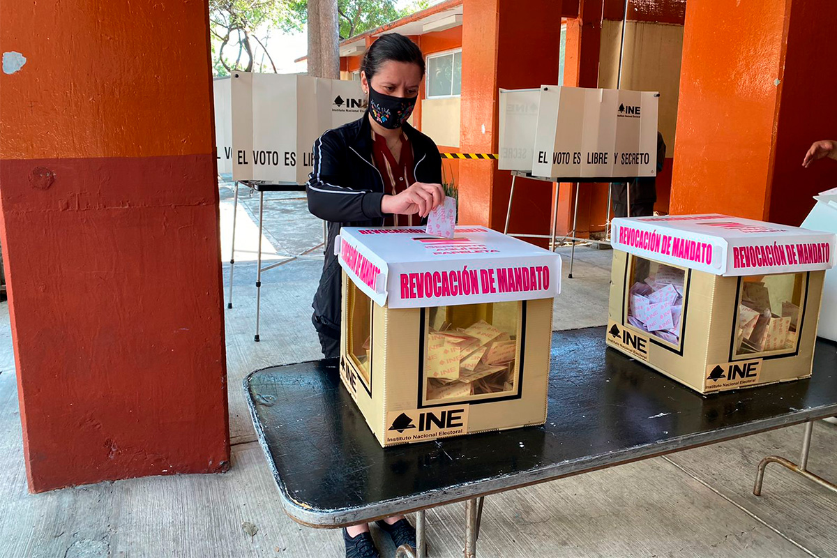 Con gritos y enojo de ciudadanía, casilla especial en Benito Juárez abrió sus puertas