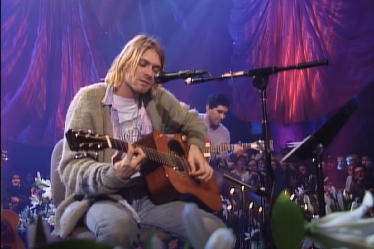 Kurt Cobain, en el MTV Unplugged de Nirvana.