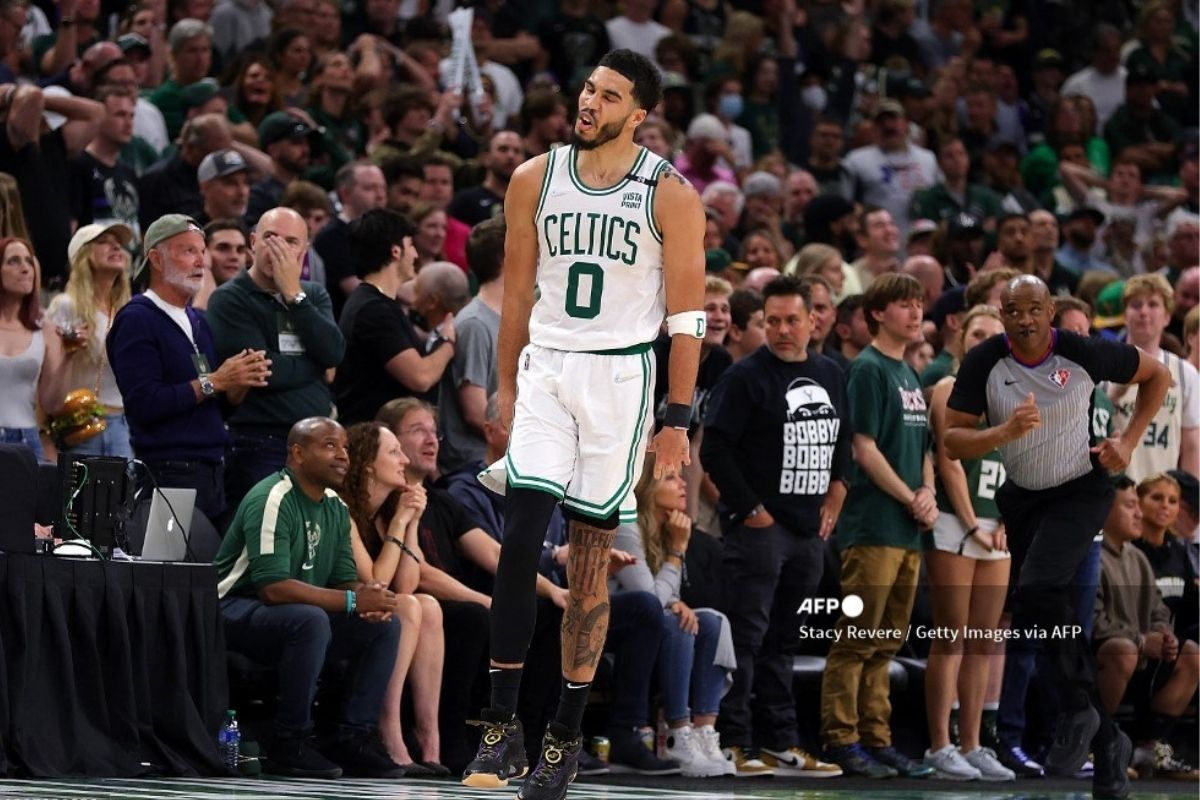 Foto:AFP|Los Celtics fuerzan el séptimo partido ante Bucks