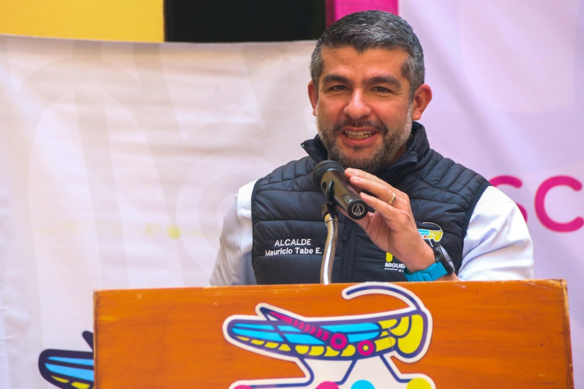 El exlíder del PAN en Coyoacán, Mario Villanueva, es secretario particular de Mauricio Tabe