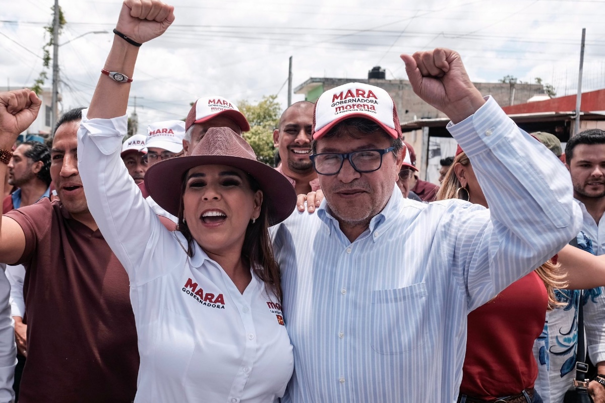 Al grito de ¡Presidente, presidente! reciben a Ricardo Monreal en Quintana Roo