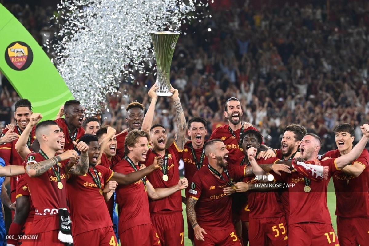 Roma gana primera edición de la Conference League