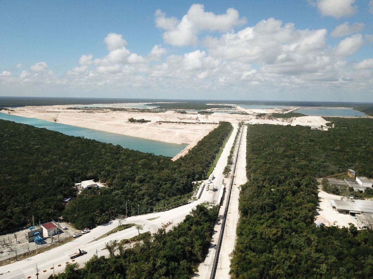 Foto:Cuartoscuro|La Secretaría de Medio Ambiente y Recursos Naturales (Semarnat) informó de la clausura provisional de la minera “Calica” de Estados Unidos en Quintana Roo.