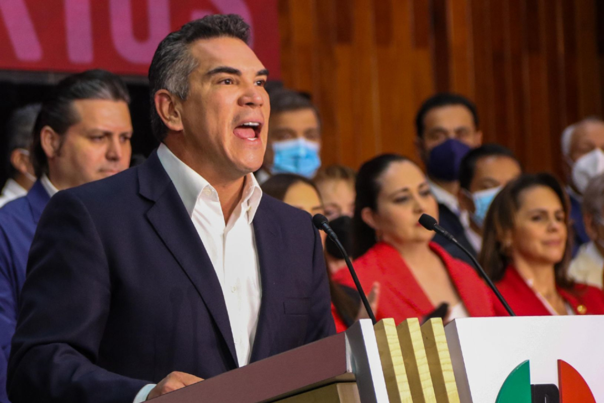 Alito Moreno reiteró que el PRI votará en contra de la reforma electoral del Presidente; aseguró que pueden "presionar y perseguir".