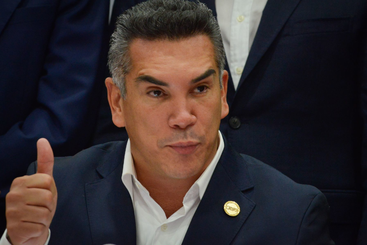 Tras su reunión con los expresidentes del PRI, Alejandro Moreno indicó que no dejará la dirigencia hasta 2023.