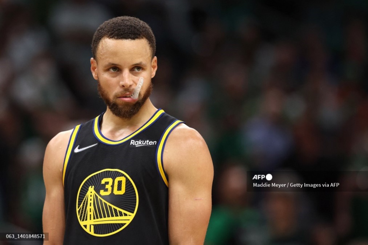 Curry confirma que estará el viernes ante Boston pese a lesión