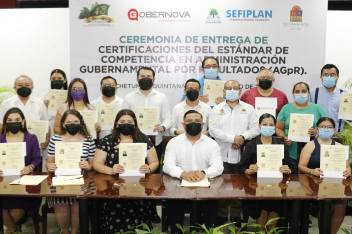 Foto: Especial | Más de 60 funcionarios del gobierno de Quintana Roo recibieron la Certificación del Estándar de Competencia