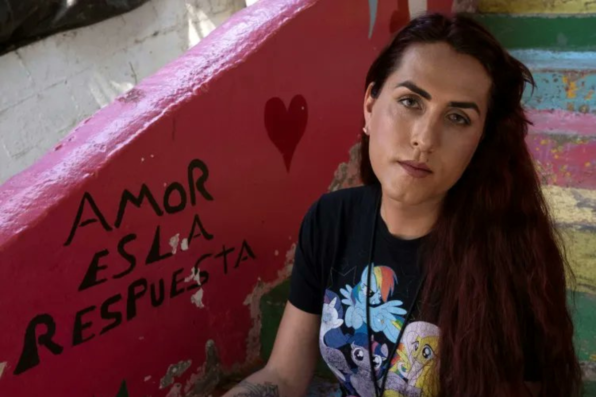 Foto: AFP | Con "alma de guerrera": mexicana trans brinda esperanza a migrantes indocumentados
