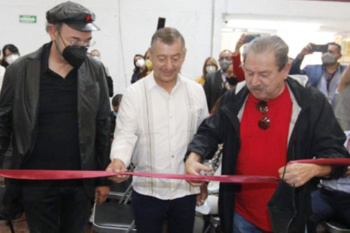 Foto: Especial | Se inauguran Minilibrerías del FCE en tiendas Superissste