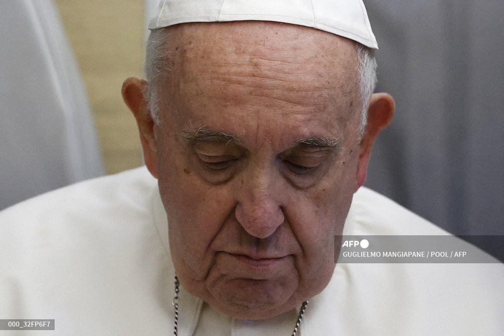 Foto: AFP | El papa Francisco pidió disculpas por el "mal" causado a los pueblos indígenas