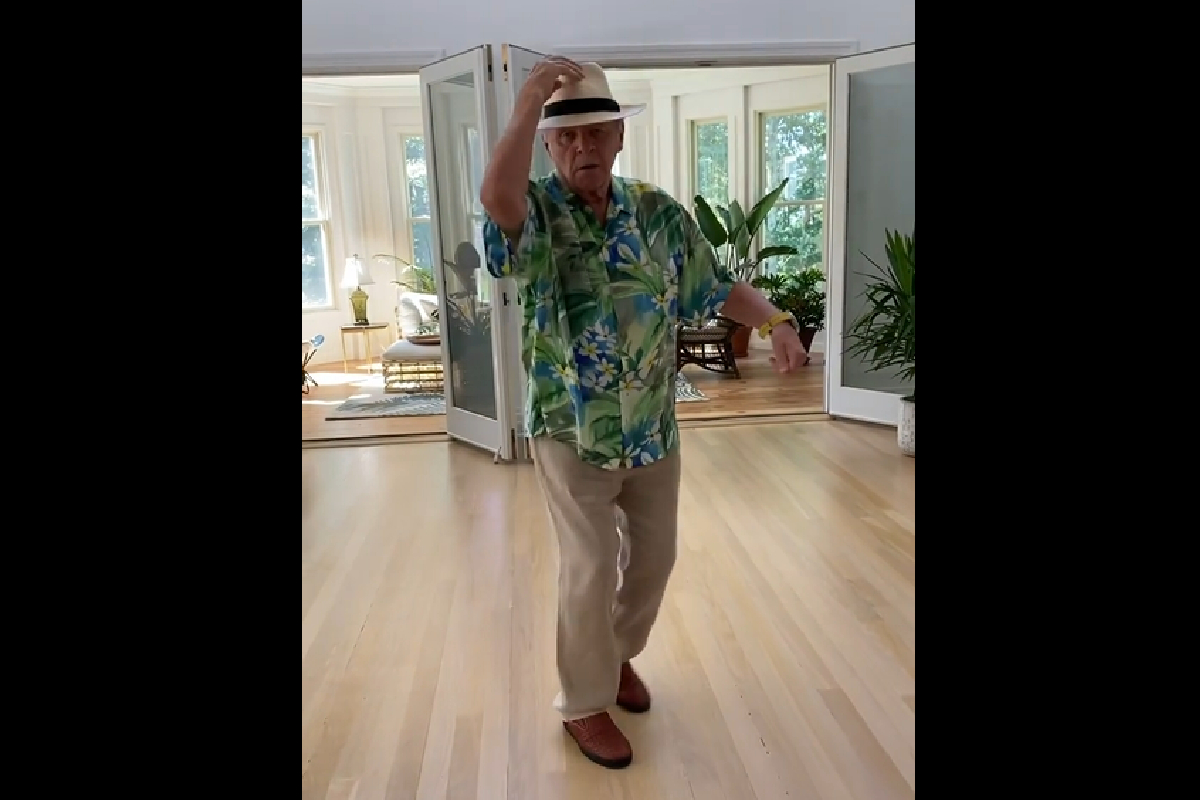 El actor Anthony Hopkins causa sensación en Instagram por su baile al ritmo de la canción "La pollera colorá"