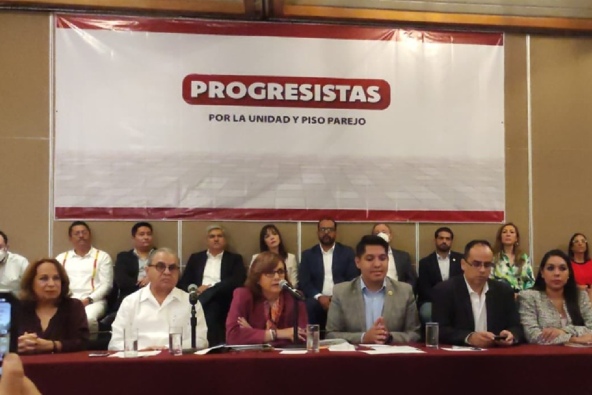 Legisladores de Morena piden encuesta abierta rumbo a 2024.