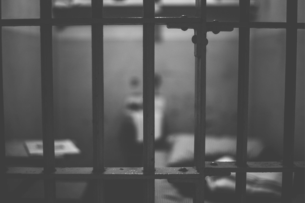 Foto: Pixabay | Reclusas en EU denuncian violación luego de que un guardia vendiera la llave de su celda