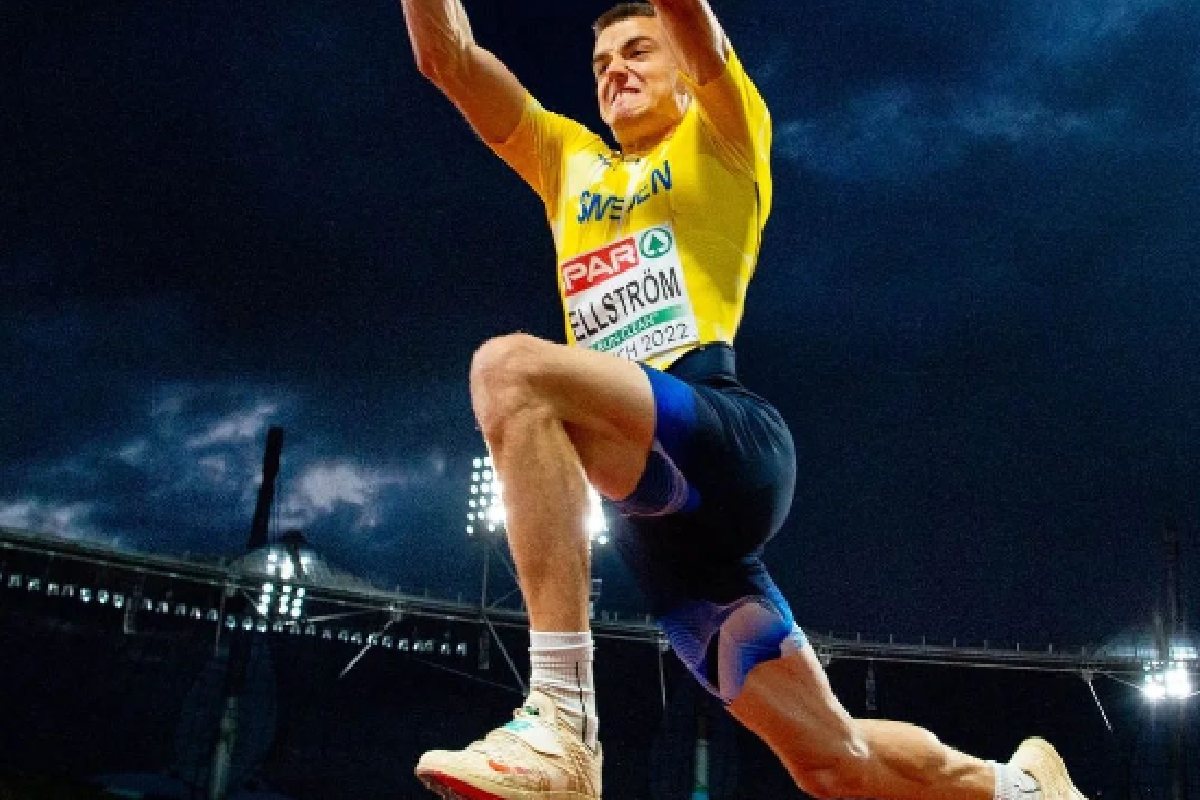 El sueco Jesper Hellstrom sorprendió con un curioso "salto de salmón" en el Campeonato de Atletismo