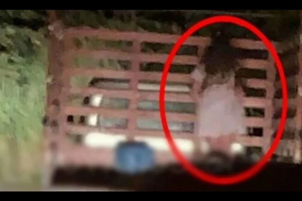 En redes se viralizó la escalofriante fotografía de una supuesta niña fantasma colgada de un camión, sobre una carretera en Colombia