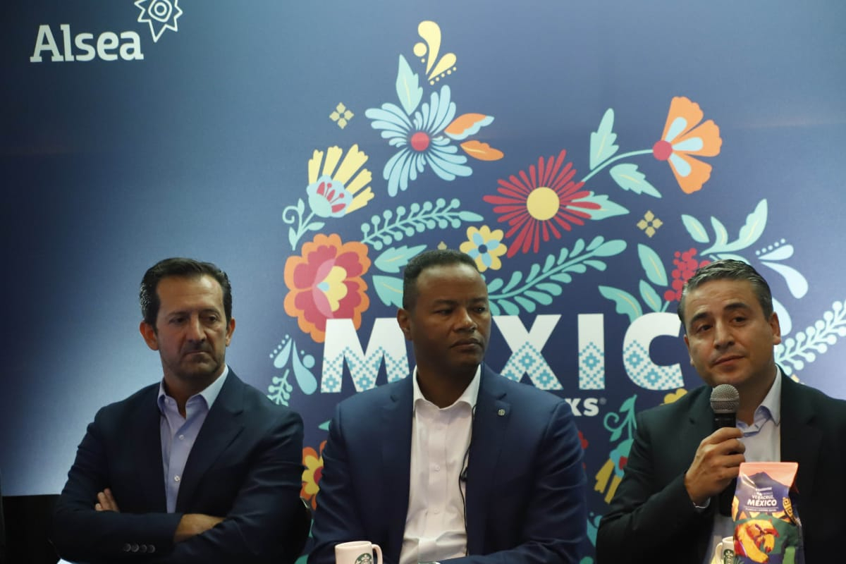 Alsea invertirá cuatro mil 500 millones de pesos en el desarrollo de la marca Starbucks México