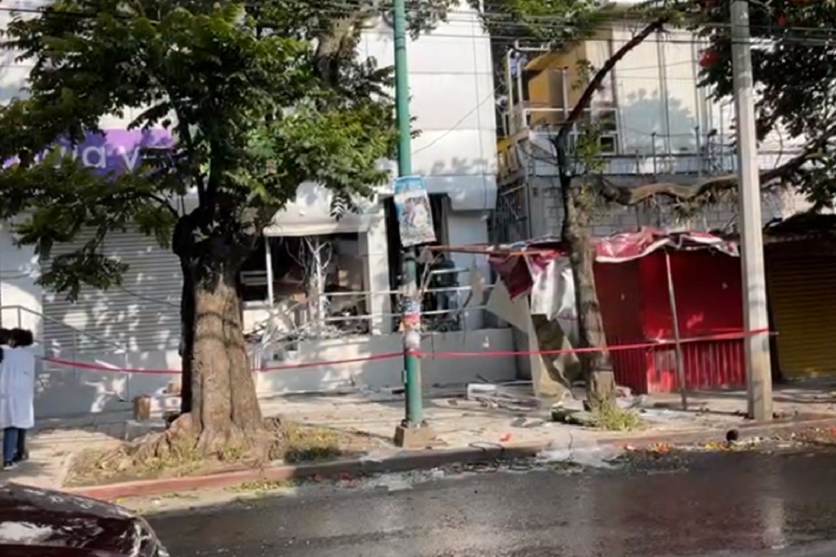 La madrugada de este viernes se intentó robar una tienda departamental de Cuernavaca con el uso de un aparto explosivo.