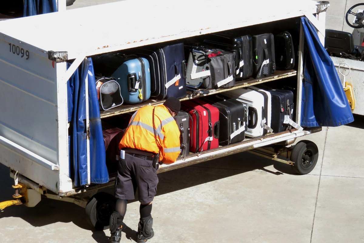 Volaris olvida el equipaje de sus usuarios con destino a Tijuana ,en el Aeropuerto Internacional Felipe Ángeles(AIFA)