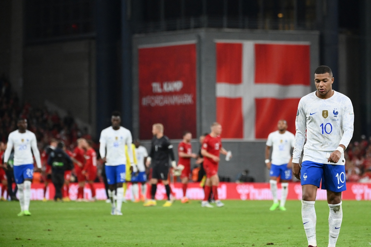 Francia obtuvo uno de los resultados más insospechados del domingo, tras caer por segunda ocasión consecutiva, ante Dinamarca