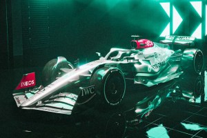 Mercedes-AMG de Fórmula 1 renueva su sociedad con la empresa Petronas. Noticias en tiempo real