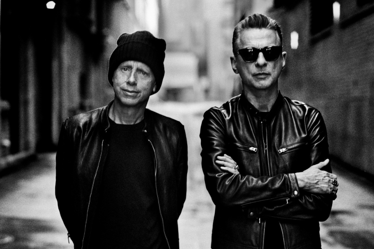 Depeche Mode confirma su regreso con Memento Mori, su nuevo álbum.