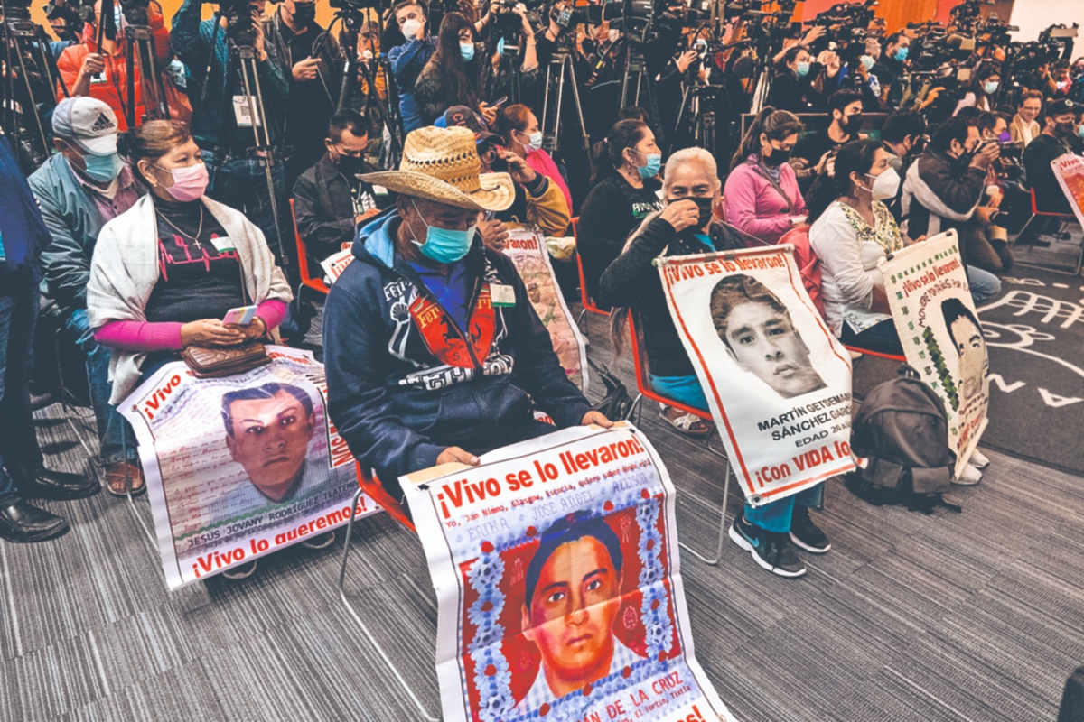 Sigue aquí la conferencia del GIEI de Ayotzinapa.