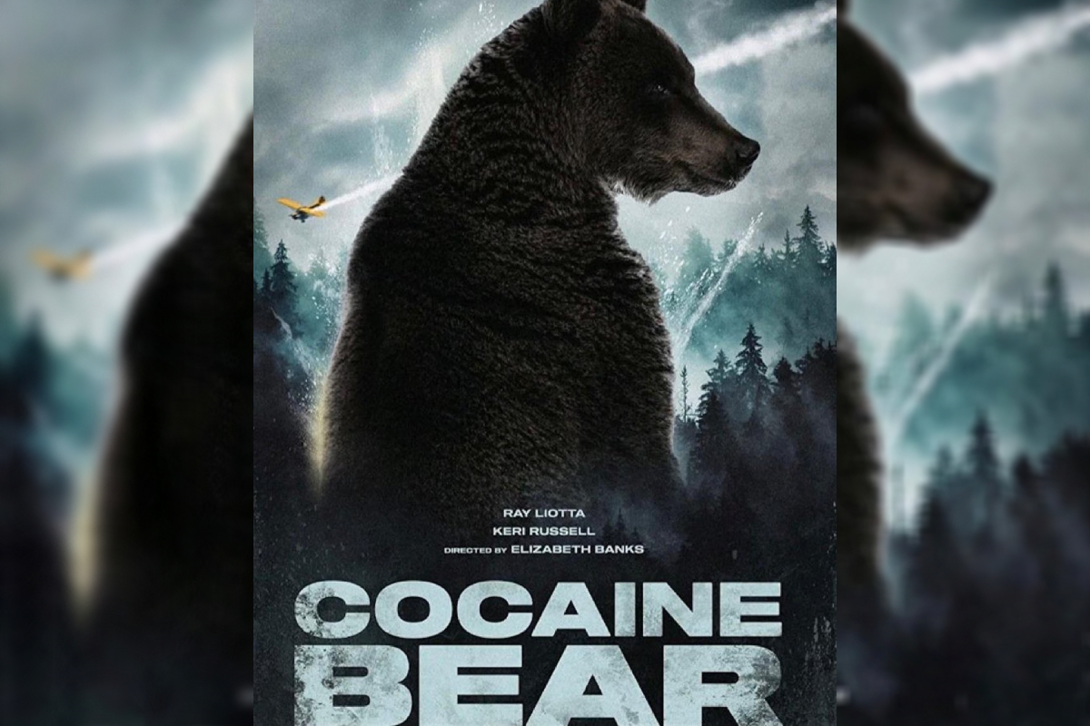 Revelan poster oficial de Cocaine Bear, el oso que comió más de 20 kilos de droga.