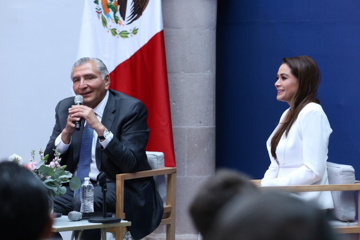 La gobernadora de Aguascalientes dijo que los mexicanos no conocen ni están interesados en partidos políticos