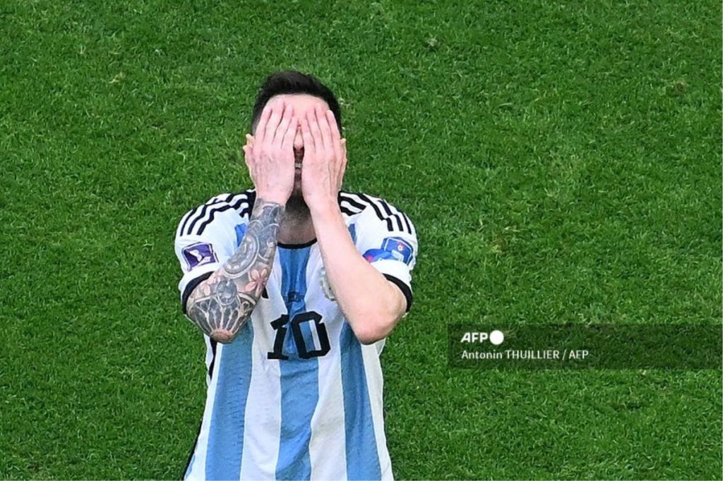 Foto:AFP|"Es un golpe muy duro", dice Messi tras perder con Arabia Saudita