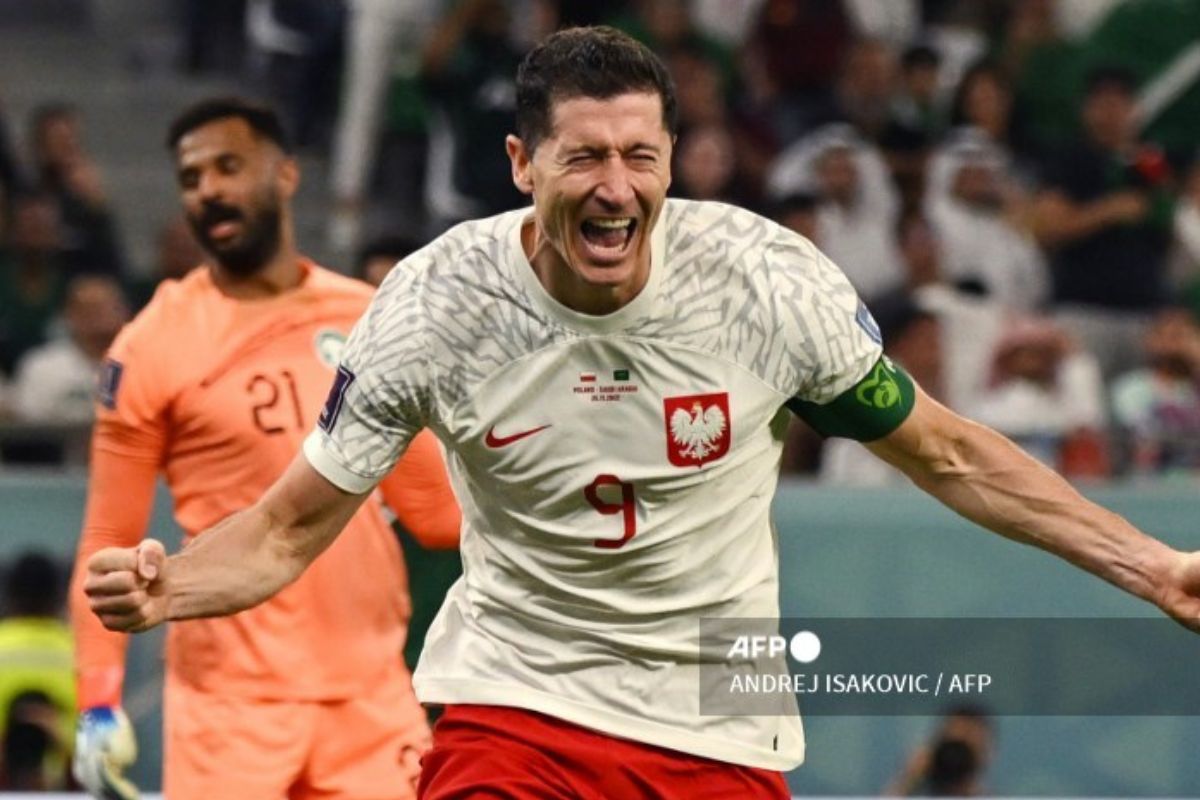 Foto:AFP|Polonia vence 2-0 a Arabia Saudita y lidera el grupo de Argentina y México