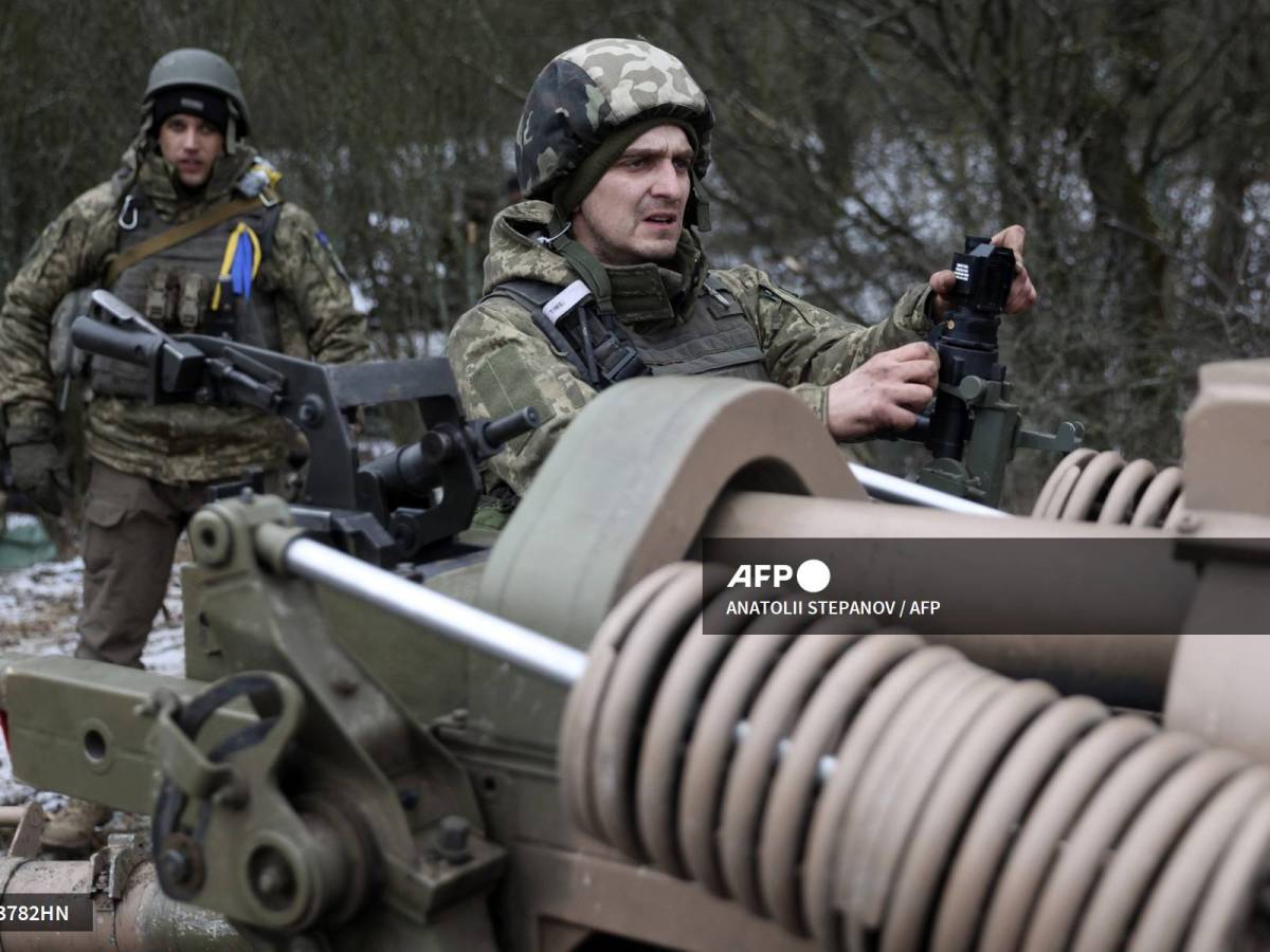 Foto: AFP | Patriot El personal ucraniano llegó para recibir entrenamiento en la Escuela de Artillería de Defensa Aérea del Ejército de Estados Unidos.