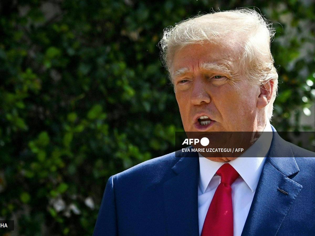 Foto: AFP | El abogado de Trump pidió una reunión para discutir el "pronto reingreso del expresidente a la plataforma".