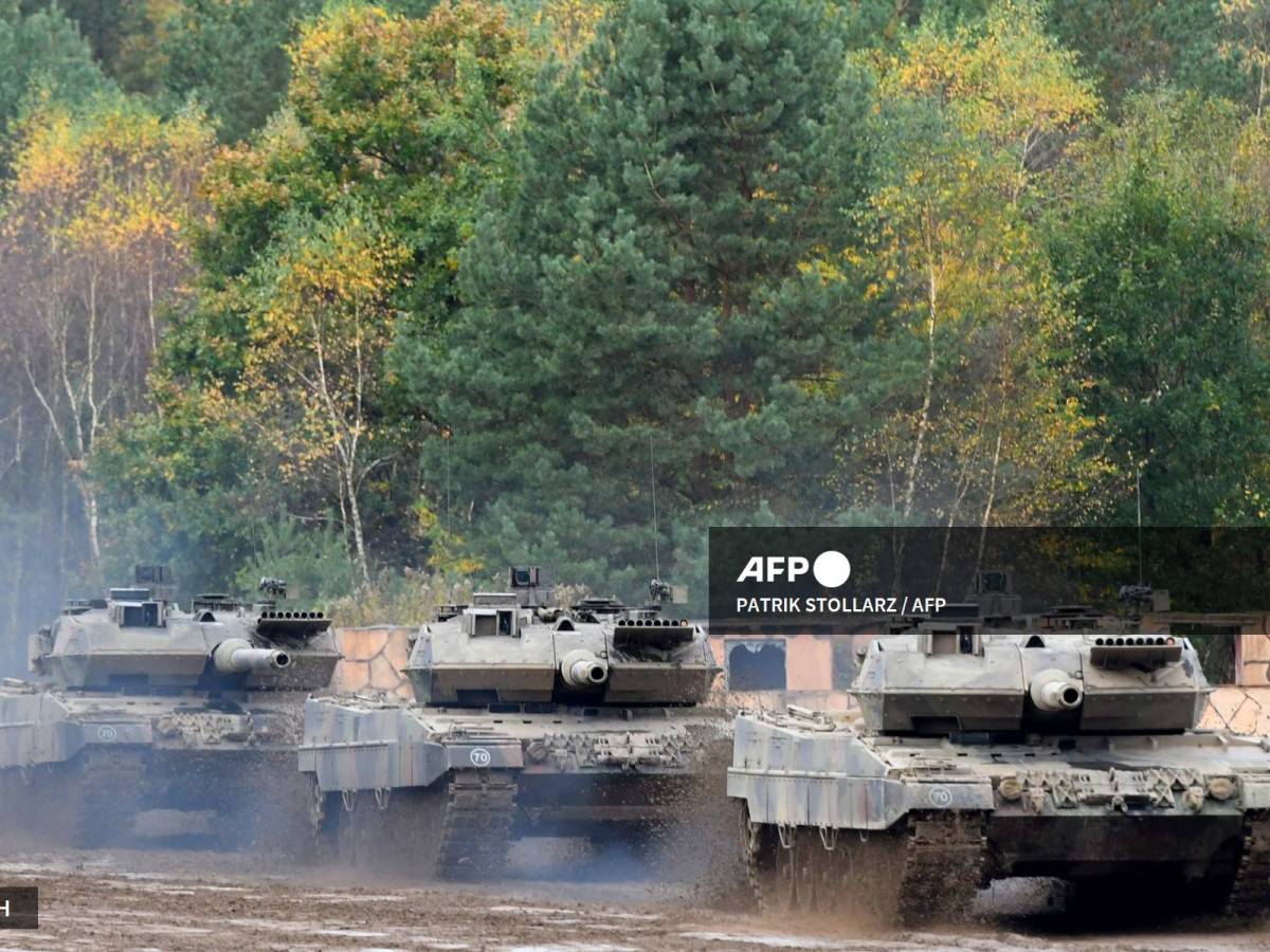 Foto: AFP | El gobierno alemán se encuentra bajo presión para que suministre a Ucrania tanques pesados Leopard.