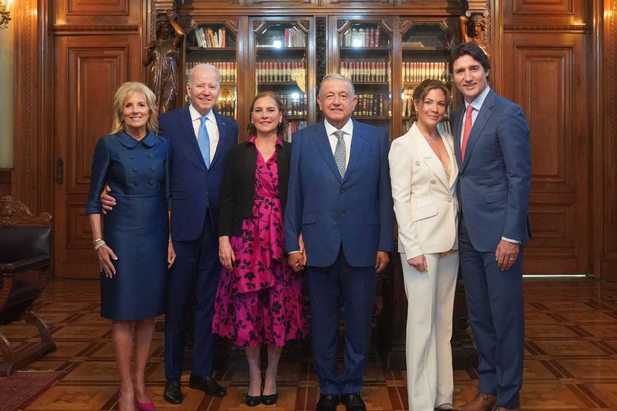 AMLO recibió a Justin Trudeau en Palacio Nacional para la Cumbre de Líderes.