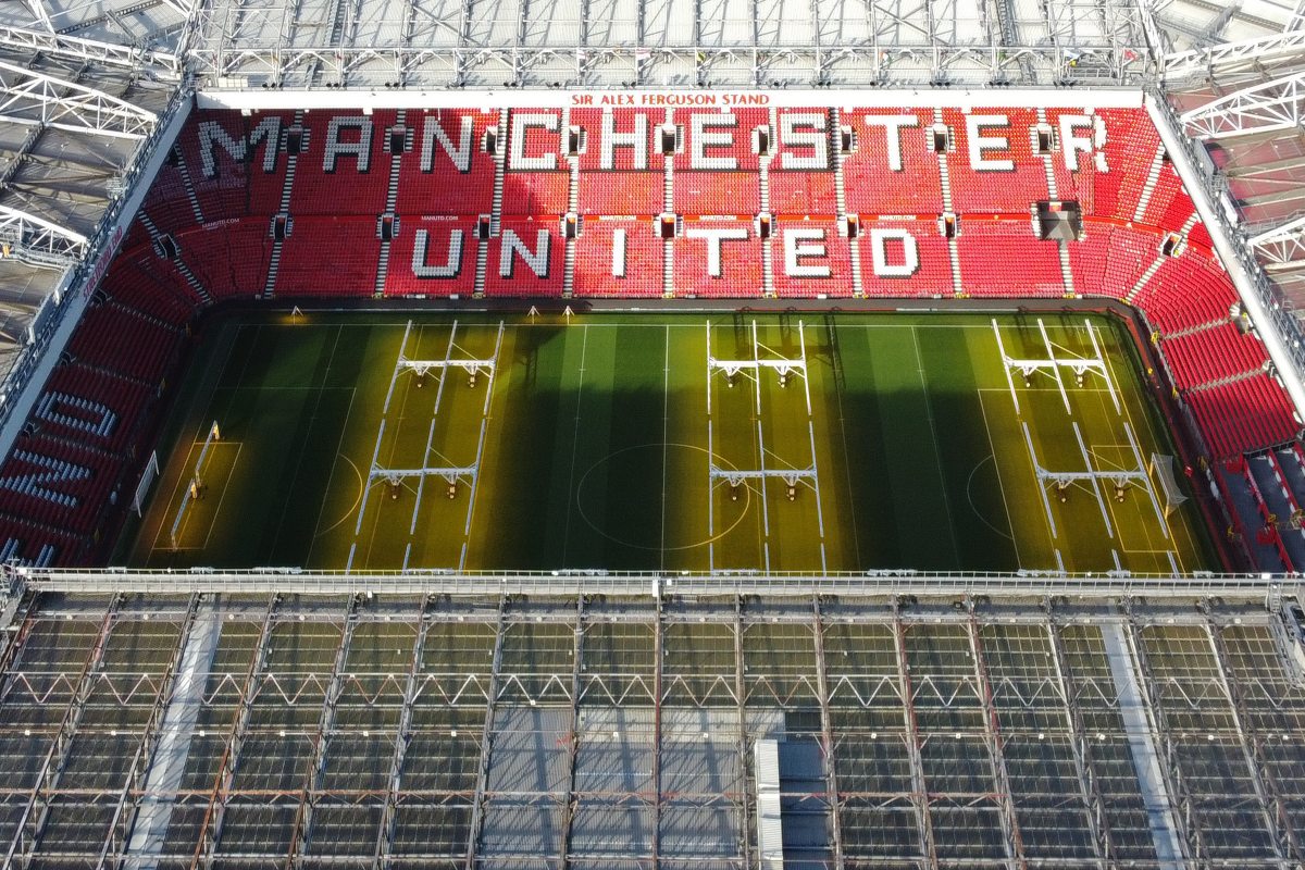 La decisión sobre la venta del Manchester United podría todavía llevar tiempo al haberse estancado