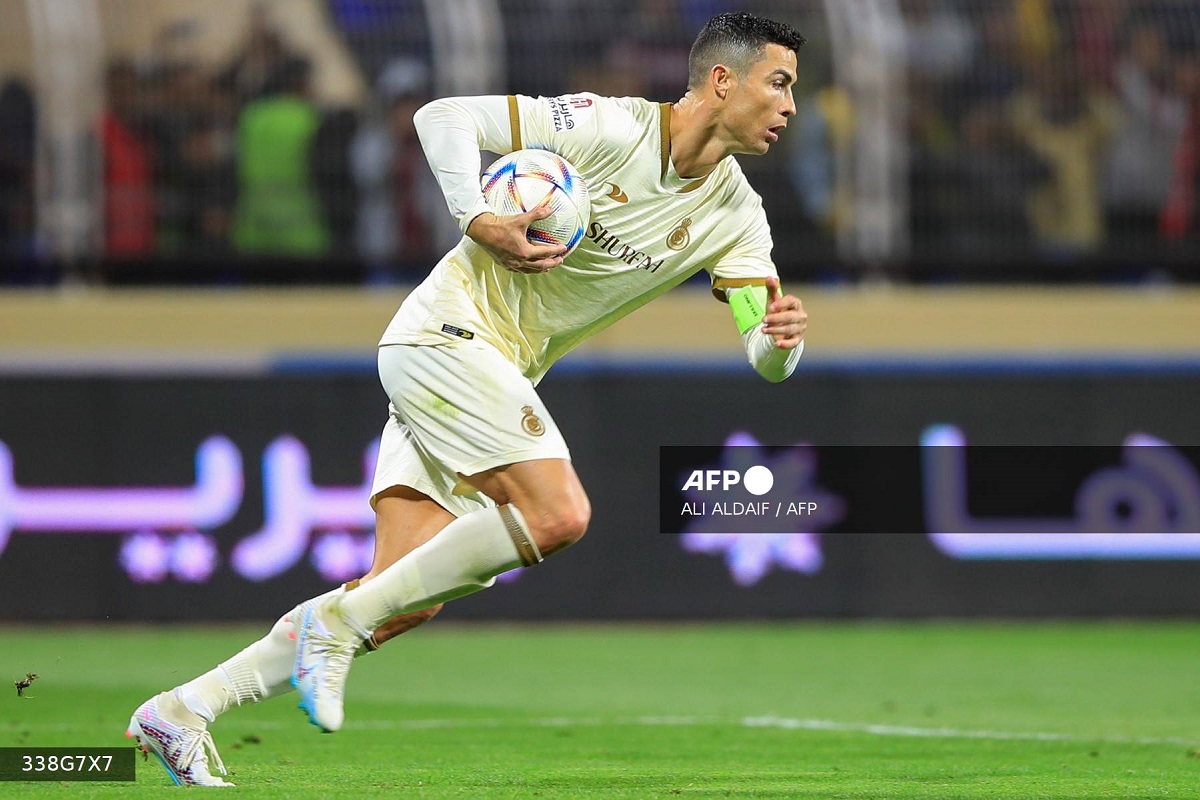 Cristiano Ronaldo marcó este viernes su primer gol para que su equipo igualara 2-2 en un partido de liga
