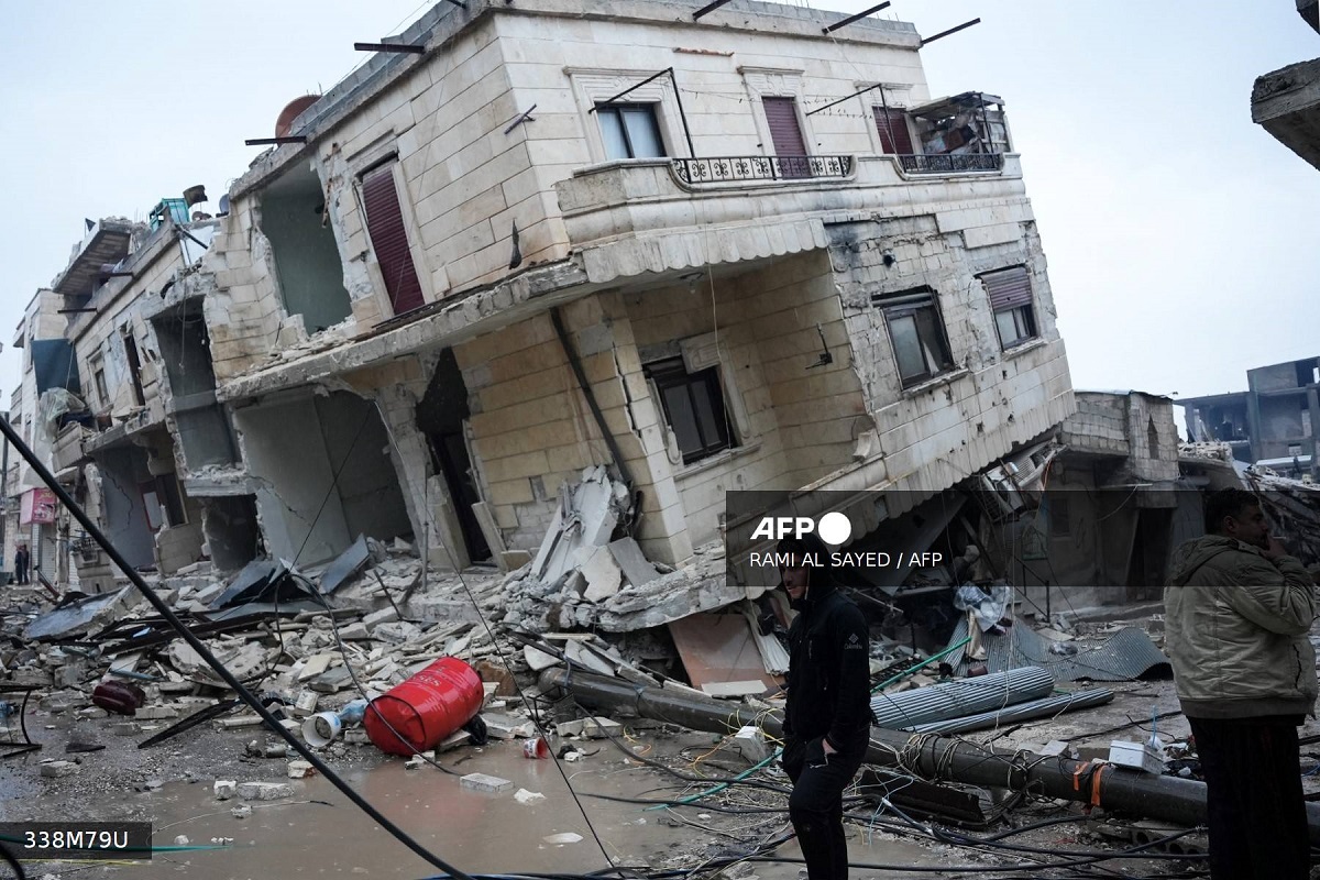 El recuento de víctimas por el sismo en Turquía y Siria superó este domingo los 35 mil muertos; advierten que la cifra aún podría aumentar