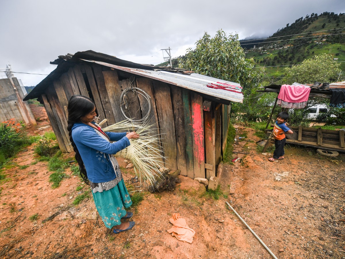 Foto: AFP | PAN Explicó que de 2018 a 2020, el informe revela que hay 3.8 millones más de pobres en el país