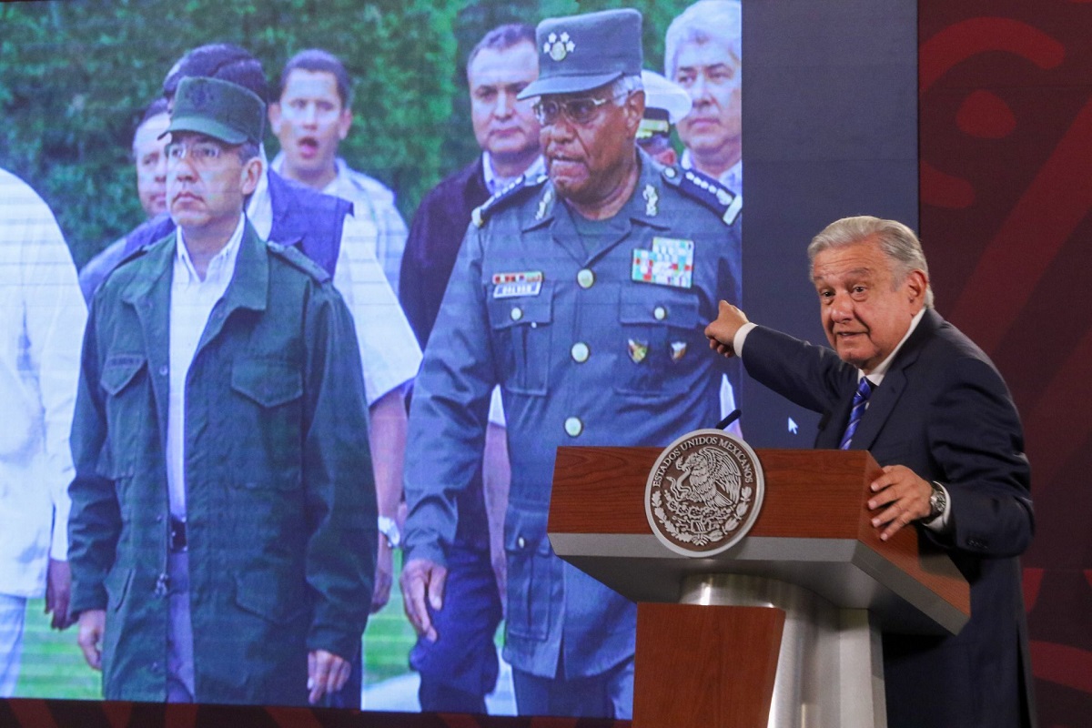 AMLO calificó de apología de la "Guerra contra el narco" el documento de Calderón sobre García Luna.