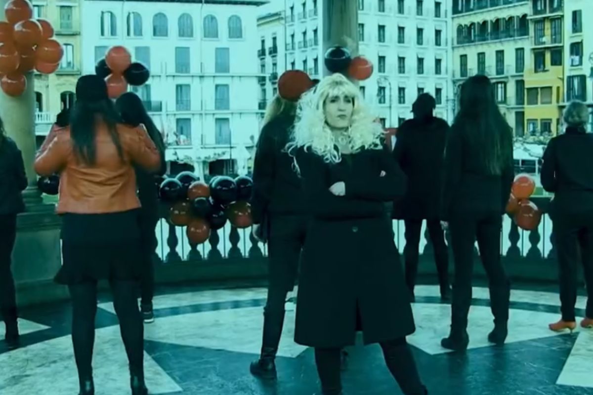 Trabajadoras del H&M La Morea parodian a Shakira para visibilizar su huelga