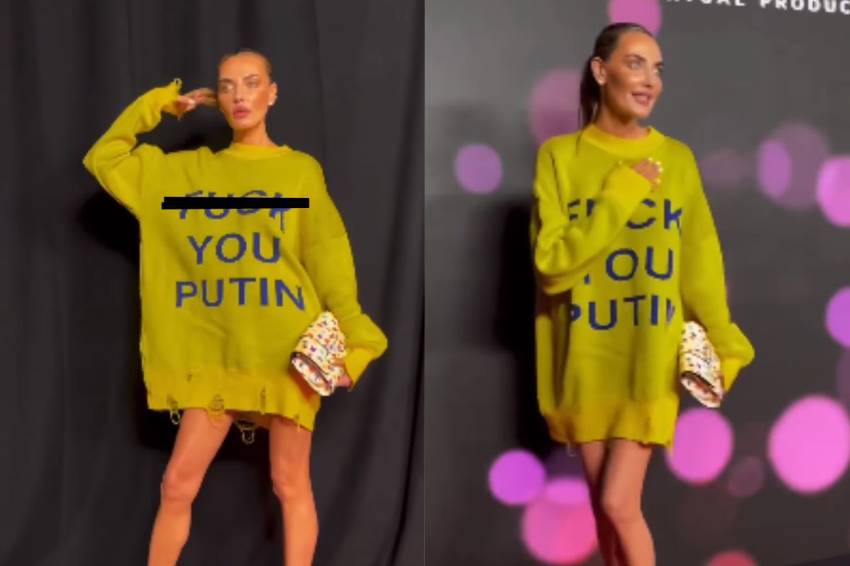 La modelo ucraniana, Alina Baikova , protesto contra del presidente de Rusia. durante la apertura de la Semana de la Moda en Nueva York;