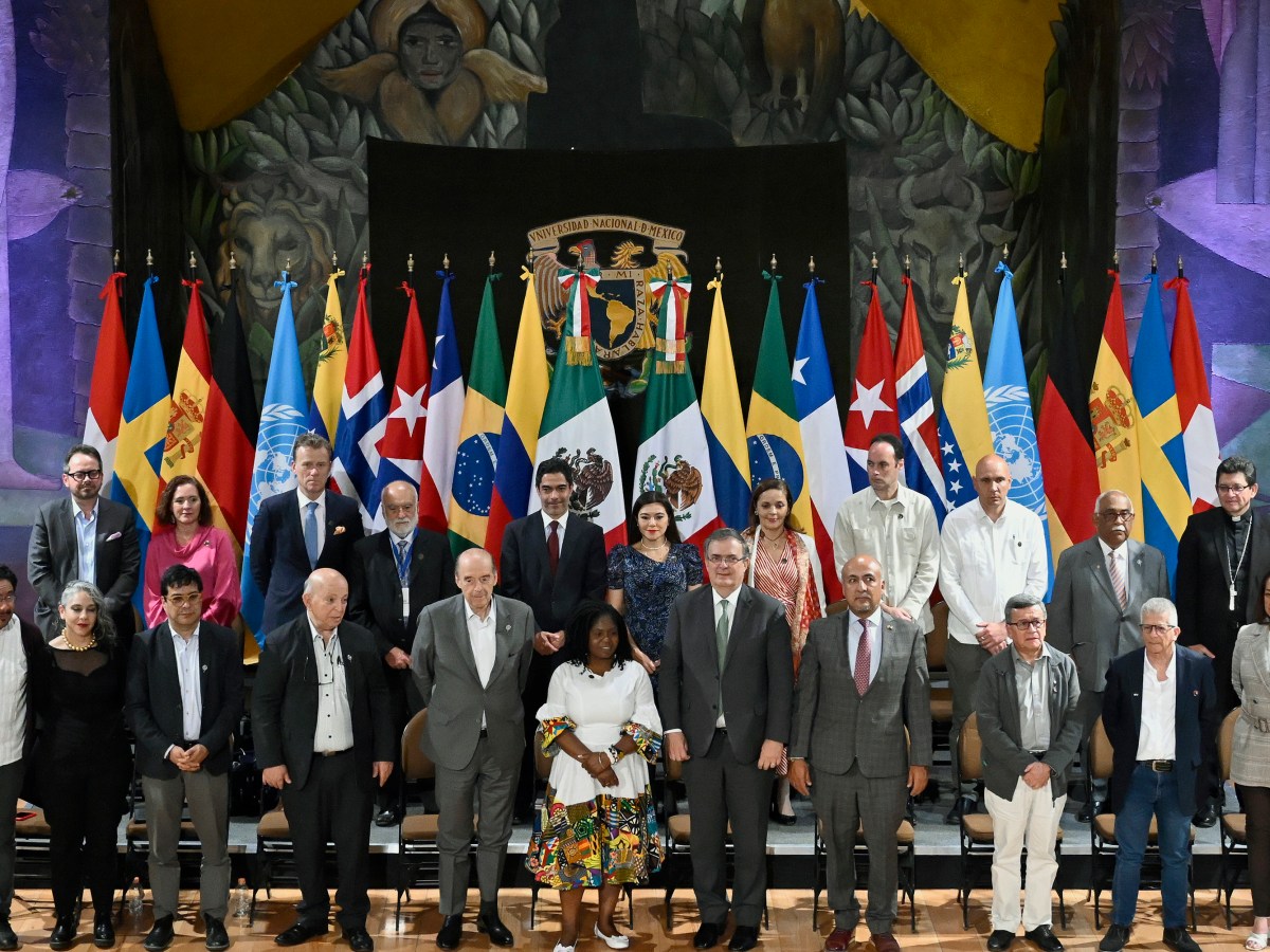 El Gobierno de Colombia anunció que negociará con los rebeldes que se apartaron del pacto de paz que firmaron las extintas FARC