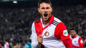Video: Con gol de Santiago Giménez, Feyenoord arrolla al Shaktar en la Europa League. Noticias en tiempo real