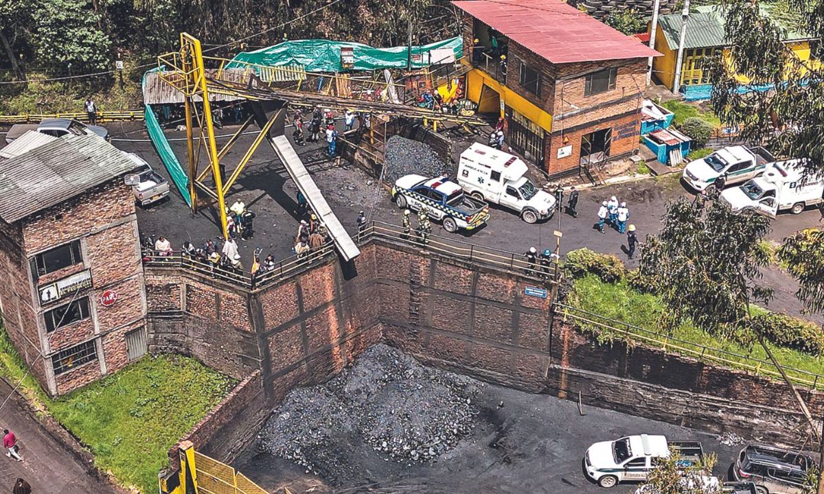 Una explosión en una mina de carbón en el centro de Colombia dejó un total de 21 trabajadores muertos