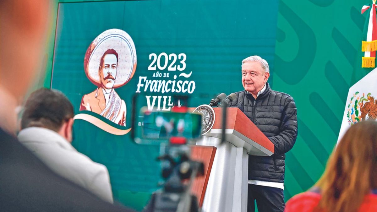 López Obrador apoya la iniciativa de una buscadora de un pacto de paz con los grupos de la delincuencia organizada.